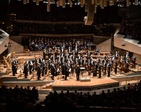 Arnold Schoenberg: Violin Concerto, Verklärte Nacht, Jacob's Ladder Recording Review – An Engaging and Remarkable Release